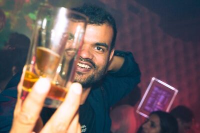 Amsterdam: City Centre Bar Crawl and Nightlife Experience - How the WhatsApp route works when hosts can’t guide outside