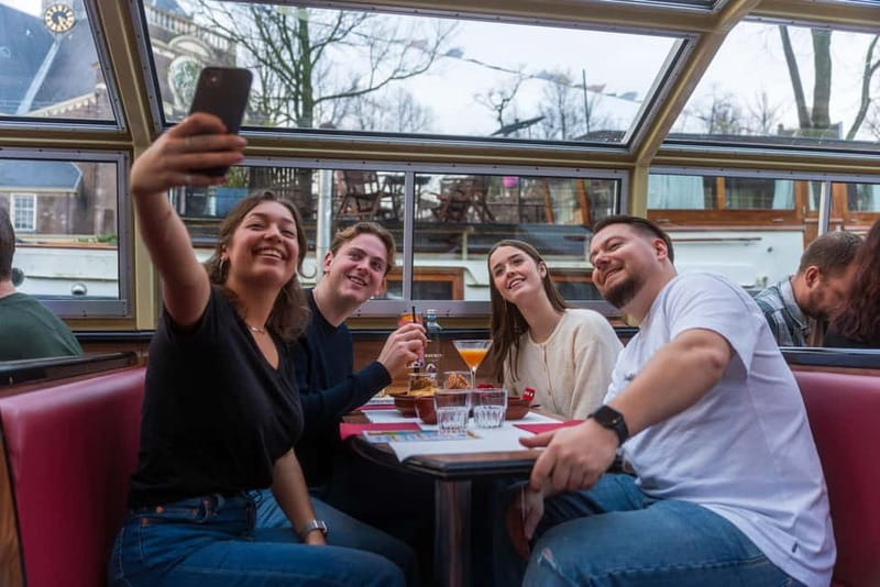 Amsterdam: Evening Cocktail Cruise along the canals - Why this 75-minute cocktail cruise works so well
