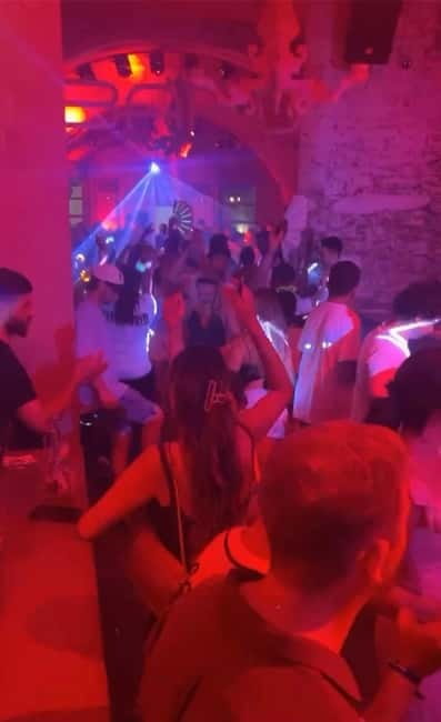 Athens Bar Crawl: Psirri HEAT - Where You Meet (and How to Start the Night Smoothly)