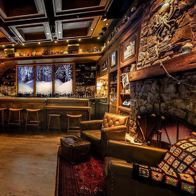 Bars Unknown: The Las Vegas Strip Bar Crawl - Speakeasies, Themed Bars, and Deal Targets You’ll Actually Use Later