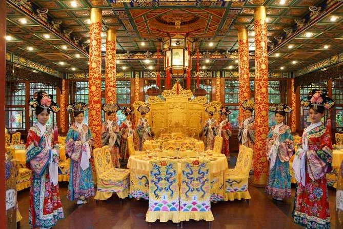 Beijing Imperial Dining Experience at Bai Jia Da Yuan Restaurant with Houhai Lake Bar Tour - Why This Qing Palace Dinner Feels Different Than a Standard Show