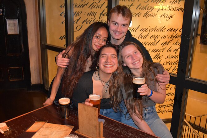 Bobby’s Bar Crawl 5 Bars, Nightclub and Scottish Ceilidh Dance - Biddy Mulligan’s: Irish Music and a Friendlier Pub Pace