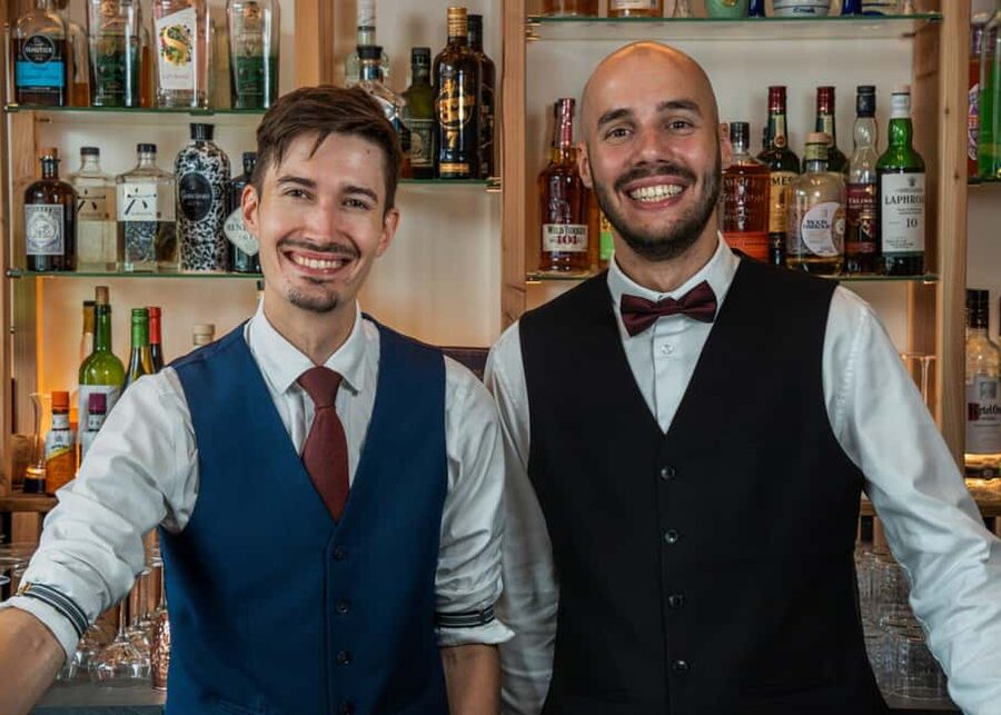 Bordeaux: Cocktail Workshop with a Professional Bartender - After the class: turn learning into a real evening