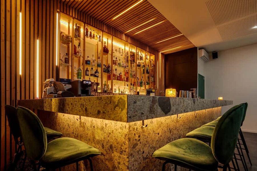 Bordeaux: Cocktail Workshop with a Professional Bartender - Your 2-hour plan: how the class runs from first shake to final sip