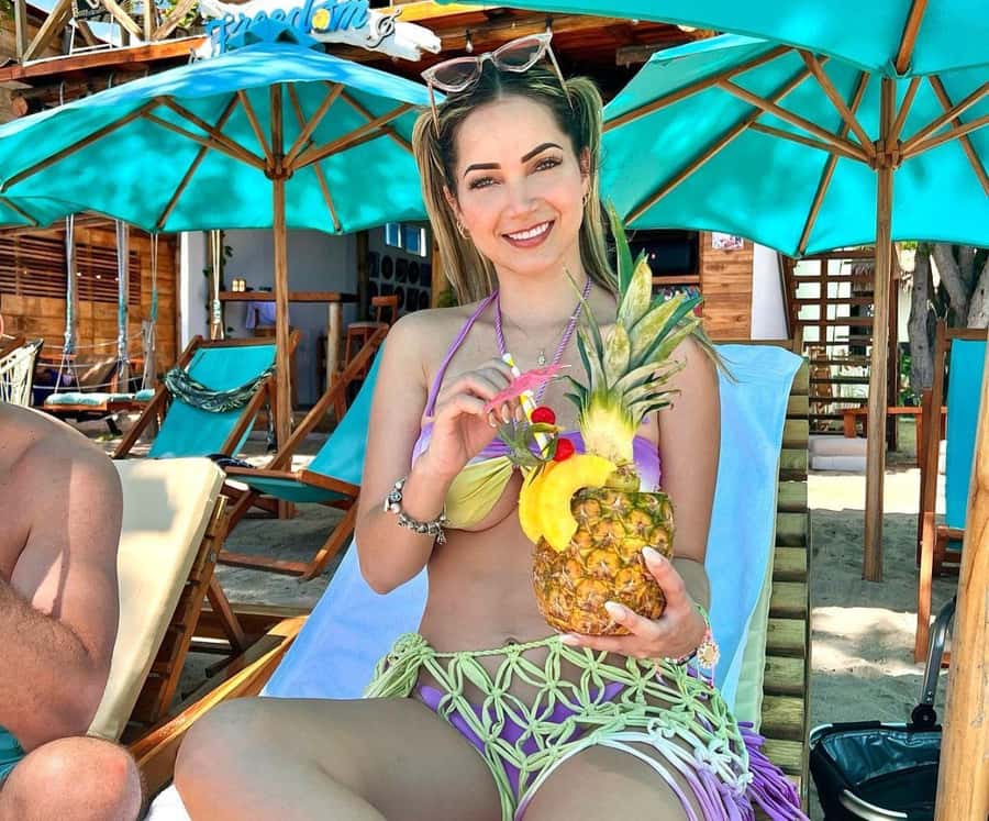 Cartagena: Cristal Beach Day Trip with Cocktail and Lunch - Price and value: what $48 really buys in this Cartagena day trip