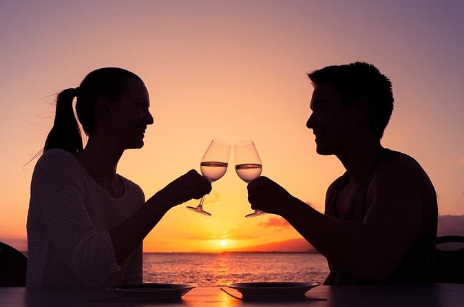 Catamaran Sunset and Cocktail Cruise - When it makes sense to go, and when another tour fits better