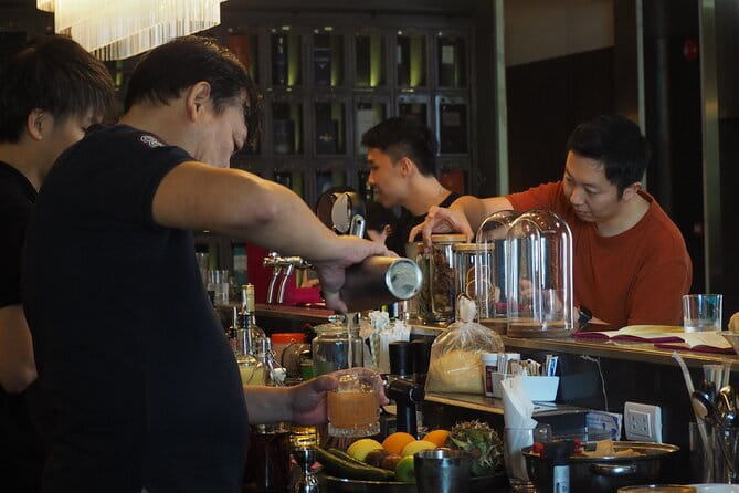 Cocktail Academy in Bangkok - The Flavor Story: History + Local Ingredients