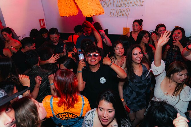 Cusco Pub Crawl: Bar Tour, Drinks And Club with no waiting lines - Cusco Pub Crawl at 9:00 pm: the format that makes it worth $19