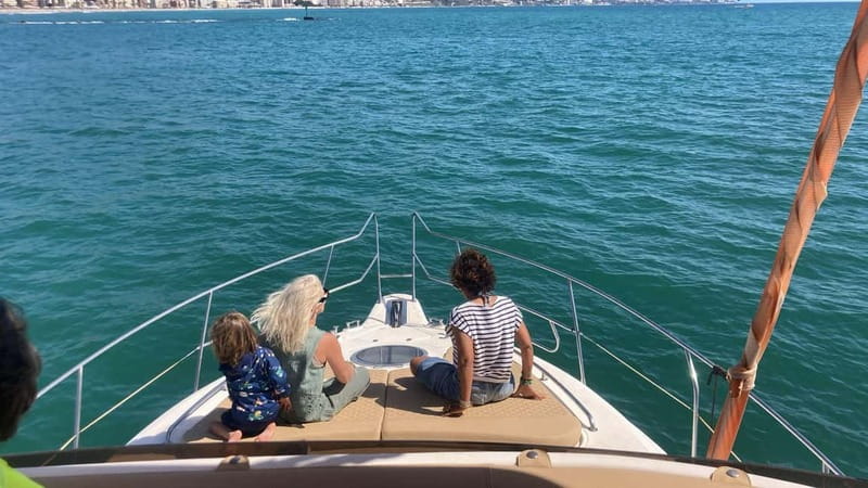 Fuengirola: Sunset Boat Tour - Cocktail Dinner & Champagne - Timing: “around 5pm” and why your sunset matters