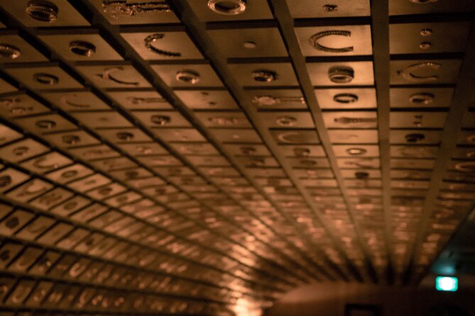 Hidden Cocktail Crawl in Chinatown - Stop 2: A Secluded Speakeasy With South Asian-Inspired Dishes