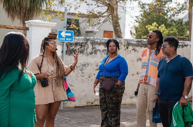 History With A Twist: Craft Cocktail & History Tour - Stop 1: Lili Bermuda Perfumery in St. George’s