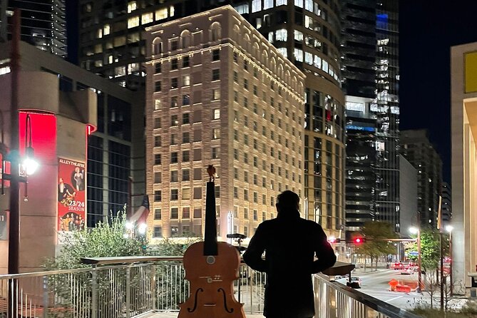 Howdy H-Town Street Art & Small Bar Tour - The kind of guide Rory is bringing the night together