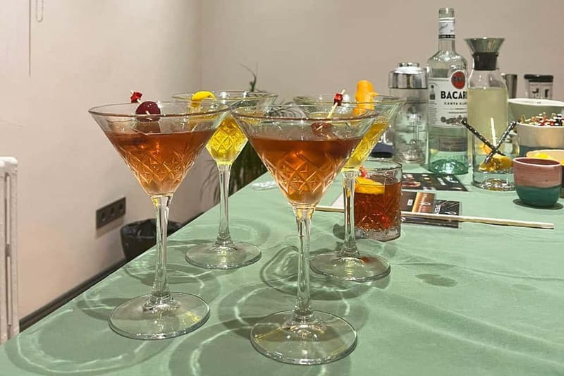 Istanbul: Cocktail Workshop with Galata Tower View - Cocktail Workshop With Galata Tower Views: Why This Setup Works