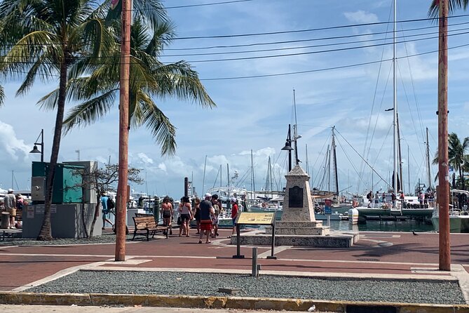Key West Waterfront Cocktail Walk to Mallory Square’s Sunset Celebration! - Stop 1: The Waterfront Brewery pretzels and craft beer on the wharf