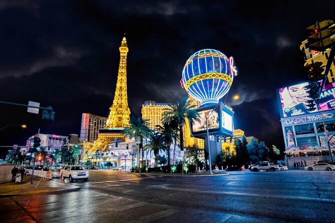 Kings of Vegas: Mobsters and Casinos Highroller Speakeasy Crawl - Vegas Vic: neon history you can measure with your eyes