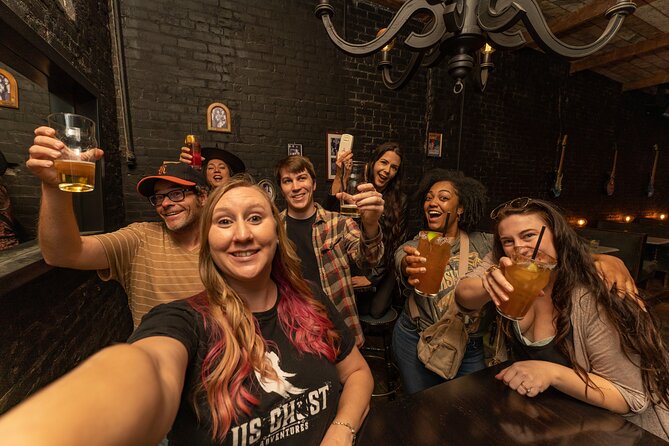 Kings of Vegas: Mobsters and Casinos Highroller Speakeasy Crawl - Meeting point, walking pace, and group size you can plan around