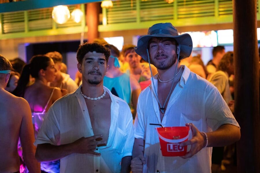 Krabi Pub Crawl - Join Nomads For The Best Night in Ao Nang! - The guide and the group: how the night stays fun
