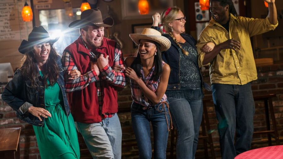 Las Vegas: Country Bar Crawl by Party Bus w/ Mixed Drinks - FAQ