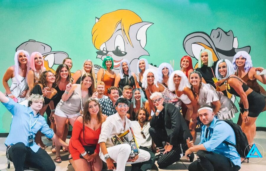 Las Vegas Fremont Street Bar Crawl (party bus add-on option) - Key things to know before you go