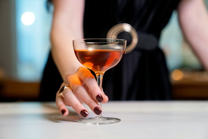 London Cocktail Tour - Soho - The walk through Soho: how the meeting point and end point help