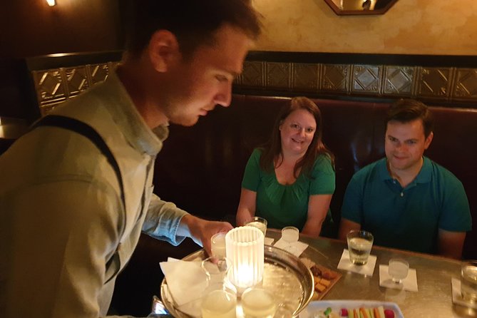 London Cocktail Tour - Soho - Group size and pacing: why max 6 people feels better