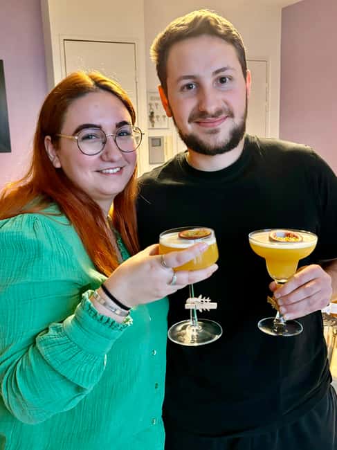 Lyon: Cocktail workshop in your home - What you’ll make: 2 cocktails, classics, and signature spins