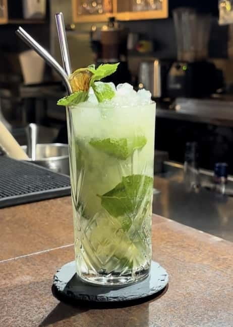 Lyon: Cocktail workshop in your home - Who this fits best (and who should double-check)