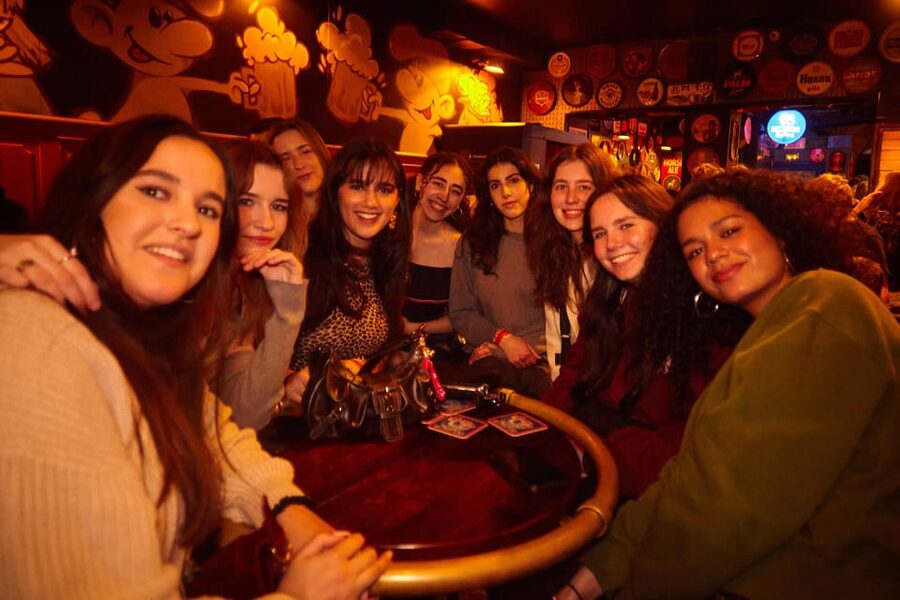 Lyon: Riviera Bar Crawl Party with Free Shots and Vip Entry - Key things that make this Lyon bar crawl worth your attention