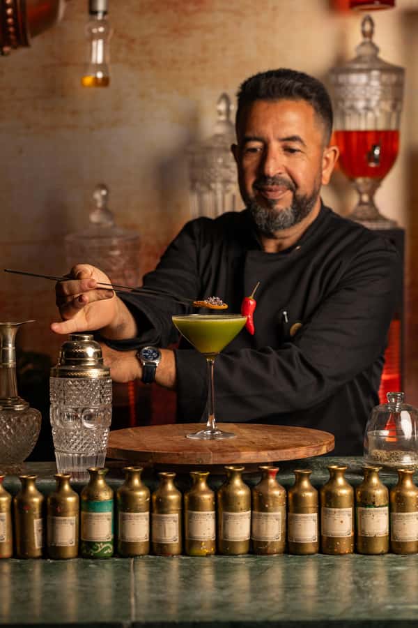Marrakech: Cocktail Tasting Mixology & Moroccan Tapas - Finding Baromètre Marrakech’s Black Door Speakeasy