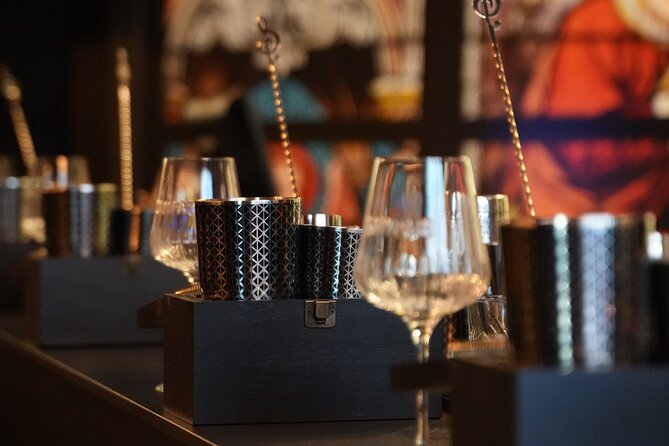 Masterclass Cocktail in a Sumptuous Bar in Nice - Pro Equipment and Real Technique: Where Your Skills Grow