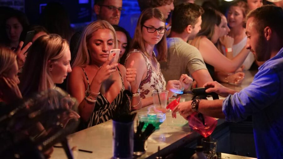 Milan: Ultimate Bar Crawl with Shots and VIP Club Access - Price and value: what $41 is really buying