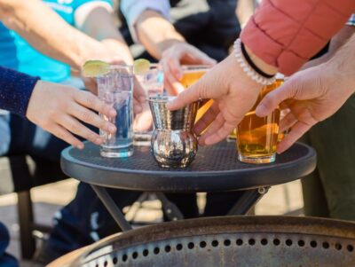 Minneapolis Historical Bar Crawl: Hidden Bars & Stories - Kickoff at the Kickernick Building: start with your first sip