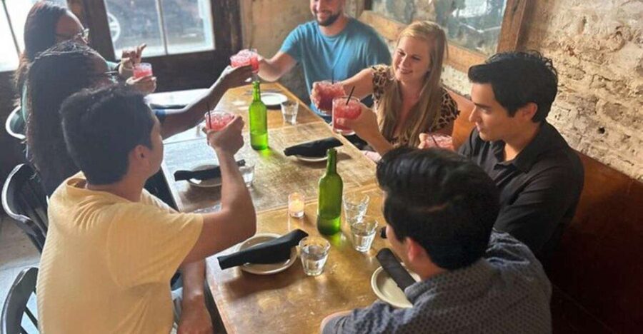 New Orleans: French Quarter Cocktail and Foodie Crawl Tour - Key Things I’d Notice About This Food and Cocktail Crawl