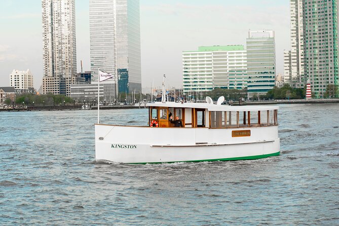 New York City Sunset Cocktail Cruise on Small Yacht - Why this small-yacht sunset cruise feels like NYC’s best date plan