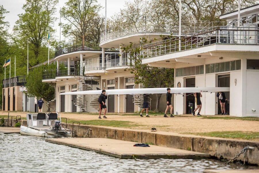 Oxford: Evening Sightseeing River Cruise with a Cocktail - Value for Money: Is $35 Worth It?