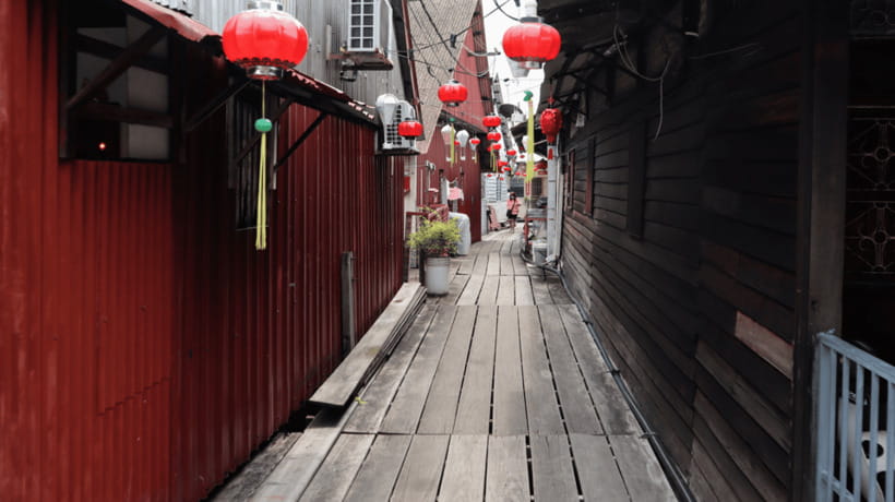Penang: Georgetown Foodie Walking Tour with a Cocktail - Who should book this, and who should choose something else