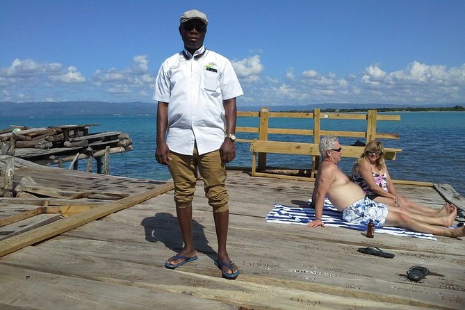 Private Appleton Estate Rum and Pelican Bar Tour from Montego Bay - Food and Drinks: What You Need to Budget For