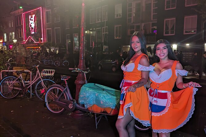 Private Hostess Bar Tour in Amsterdam Red Light District (3h) - A Red Light District night with a plan (and some stage energy)
