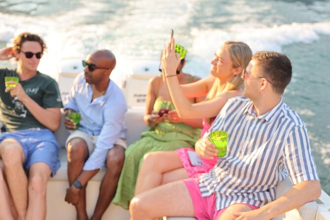 Private Open Bar Tour with Luxury Boat on Lake Como 2H 4H - Lenno, Tremezzina, Villa Carlotta, and the Botanical Park Feel