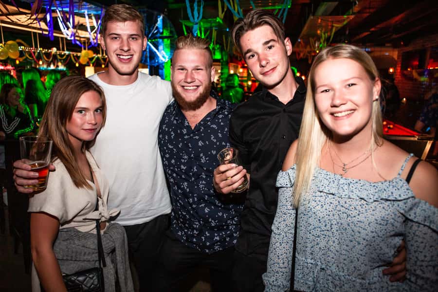 Queenstown: Ice Bar Crawl - Key things I’d plan around