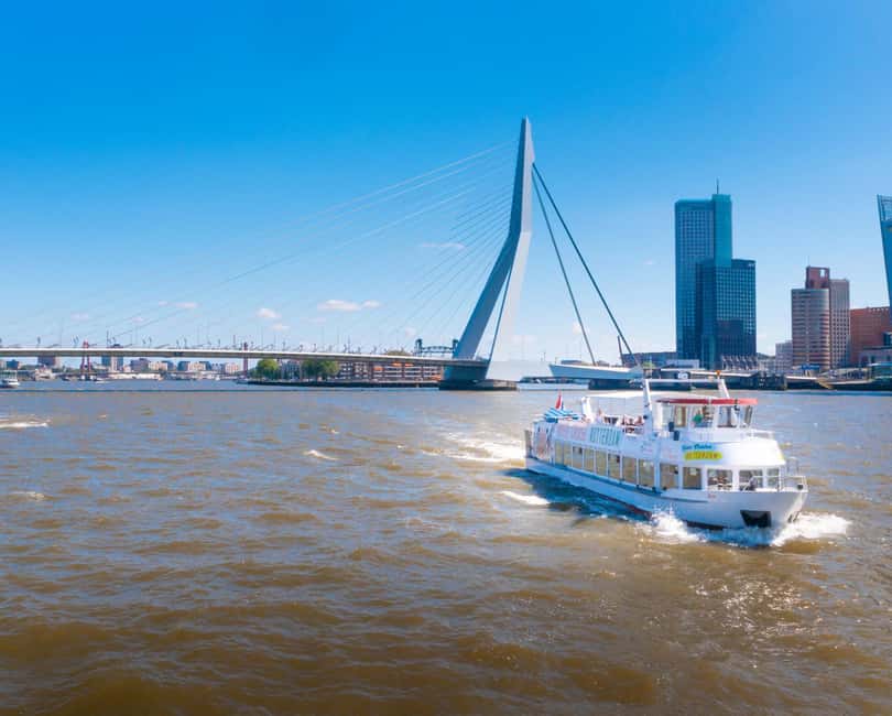 Rotterdam: Summer Cocktail Cruise - What you actually get onboard: cocktails, snacks, music