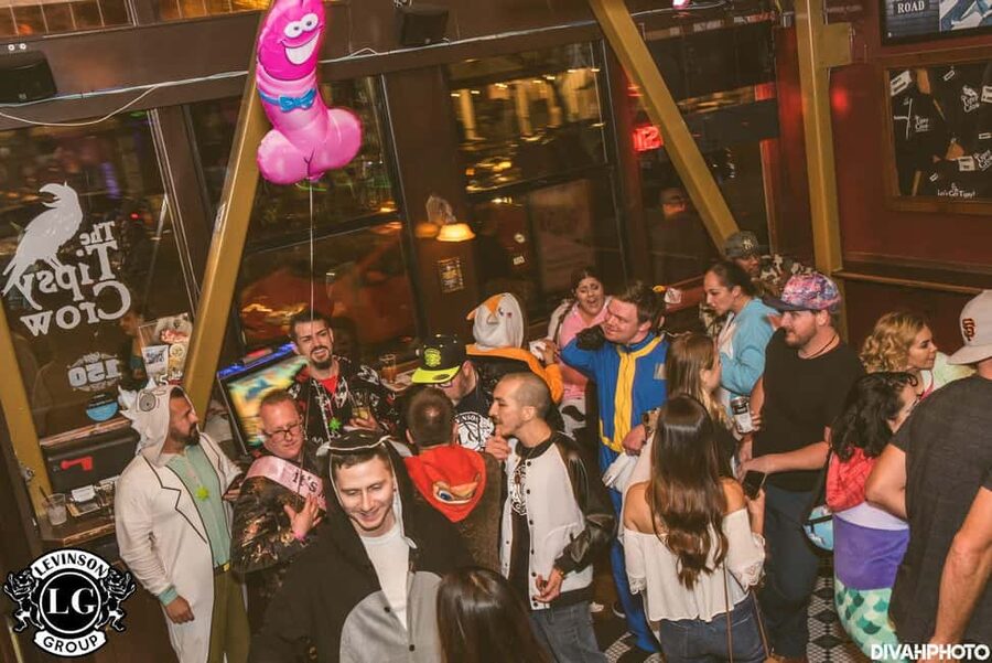 San Diego: Downtown Bar Crawl Party Pass - Entering at Good Night John Boy: Your Wristband Start Line