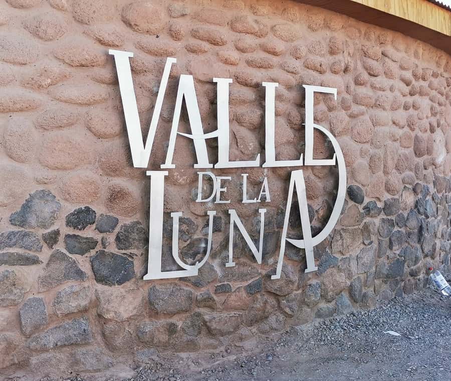 San Pedro de Atacama Tour Guiado Valle de la Luna & Cocktail - San Pedro pickup to Moon Valley: the day’s rhythm and timing