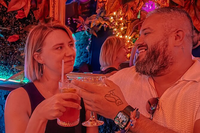 Saturday Night Bar Crawl in Guadalajara Mexico - Key highlights at a glance