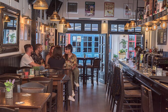 Saturday Night Pub Crawl in Thessaloniki, Greece - WonderWall in Ladadika: the famous social stop before the club