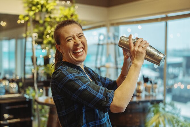 Seattle Hands On Cocktail Class - Key highlights at a glance