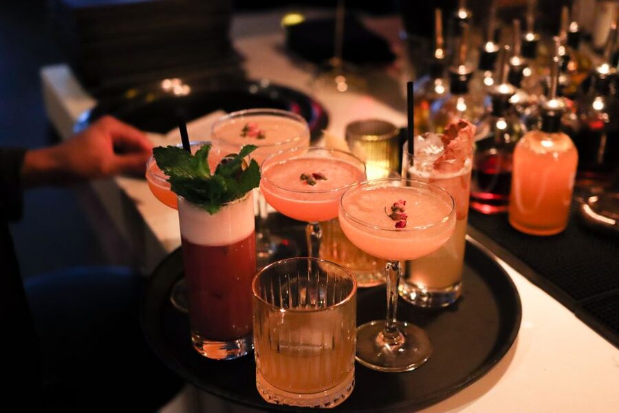 Secret bars and Speakeasy NY experience - Starting at The Burgary: set the mood before the next door