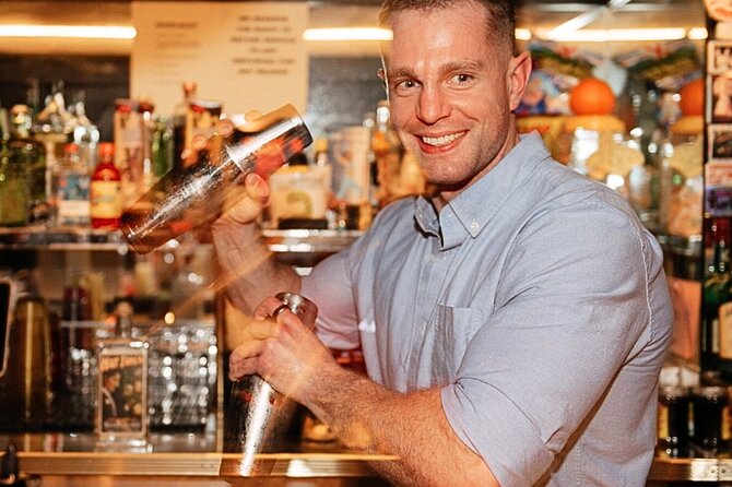 Sip History In a Secret Speakeasy Cocktail Class - What the 3-2-1 Format Really Means