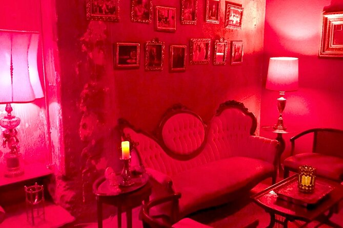 Spooks, Spirits and Speakeasy Ghost Tour - A 90-Minute Phoenix Night That’s Part Investigation, Part History Walk