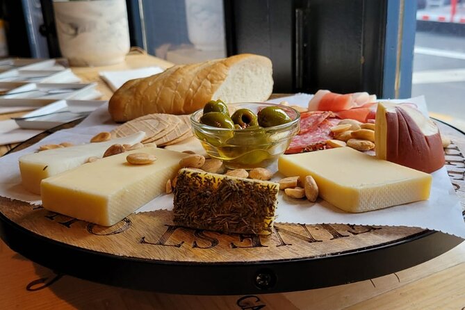 St. Augustine's Wine, Cocktail and Food Experience - The food and cocktail part: what “included samples” really means for your day